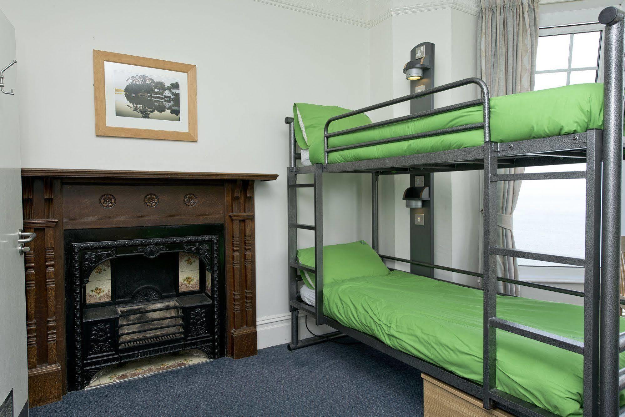 Yha Coverack Exterior photo